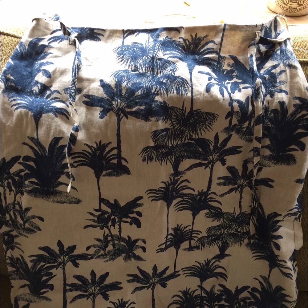 Tropical print Cruise wear skirt size 14 NWT